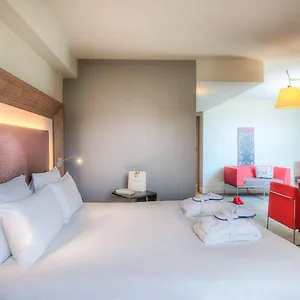 Novotel Centre Prado Velodrome Hotel